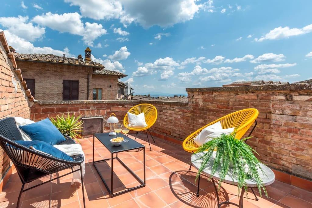 Apartament Mimosa- Loft Elegante Con Terrazza Nel Centro Di Siena Zewnętrze zdjęcie