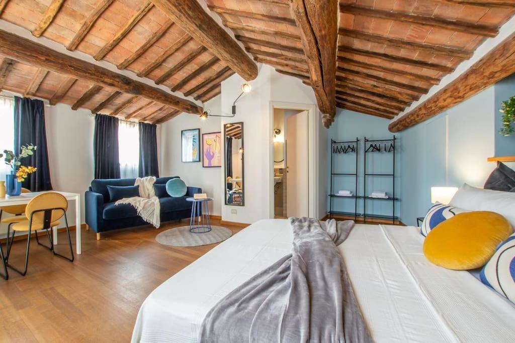 Apartament Mimosa- Loft Elegante Con Terrazza Nel Centro Di Siena Zewnętrze zdjęcie