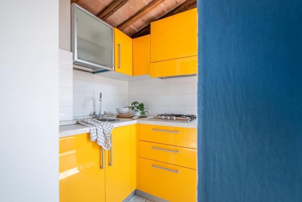 Apartament Mimosa- Loft Elegante Con Terrazza Nel Centro Di Siena Zewnętrze zdjęcie