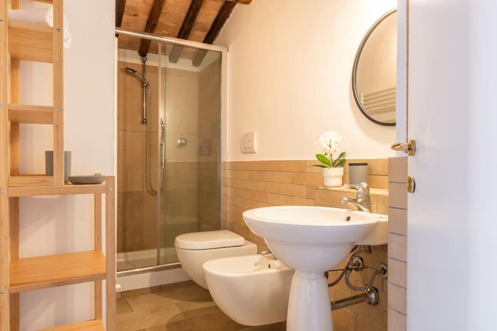 Apartament Mimosa- Loft Elegante Con Terrazza Nel Centro Di Siena Zewnętrze zdjęcie