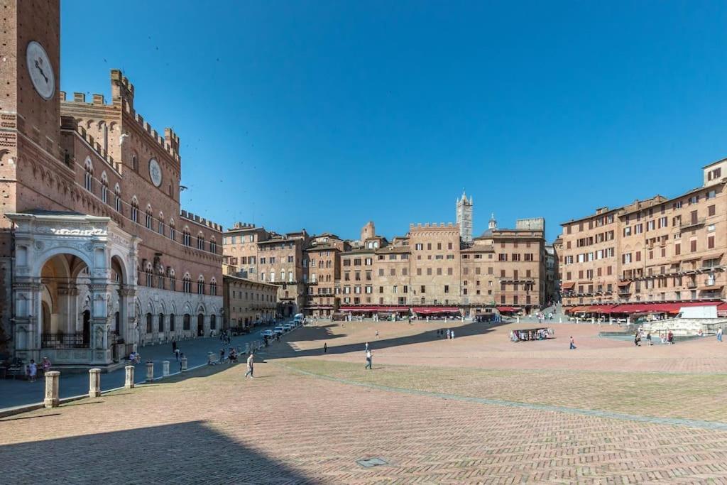 Apartament Mimosa- Loft Elegante Con Terrazza Nel Centro Di Siena Zewnętrze zdjęcie
