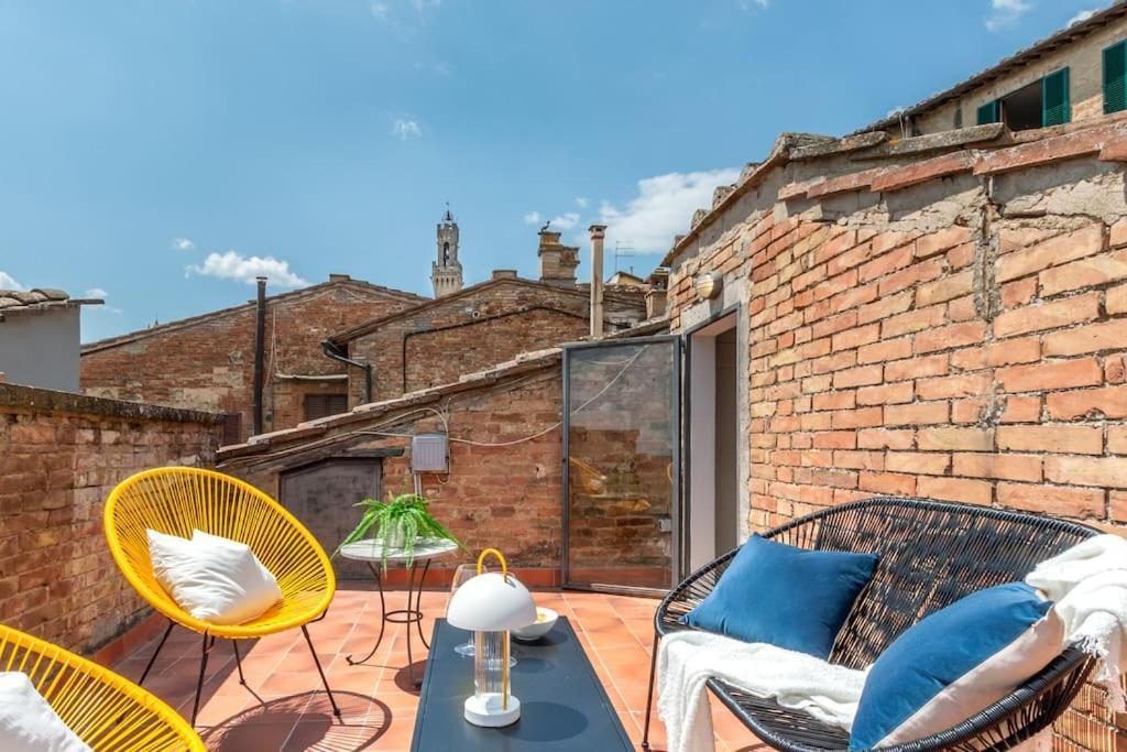 Apartament Mimosa- Loft Elegante Con Terrazza Nel Centro Di Siena Zewnętrze zdjęcie