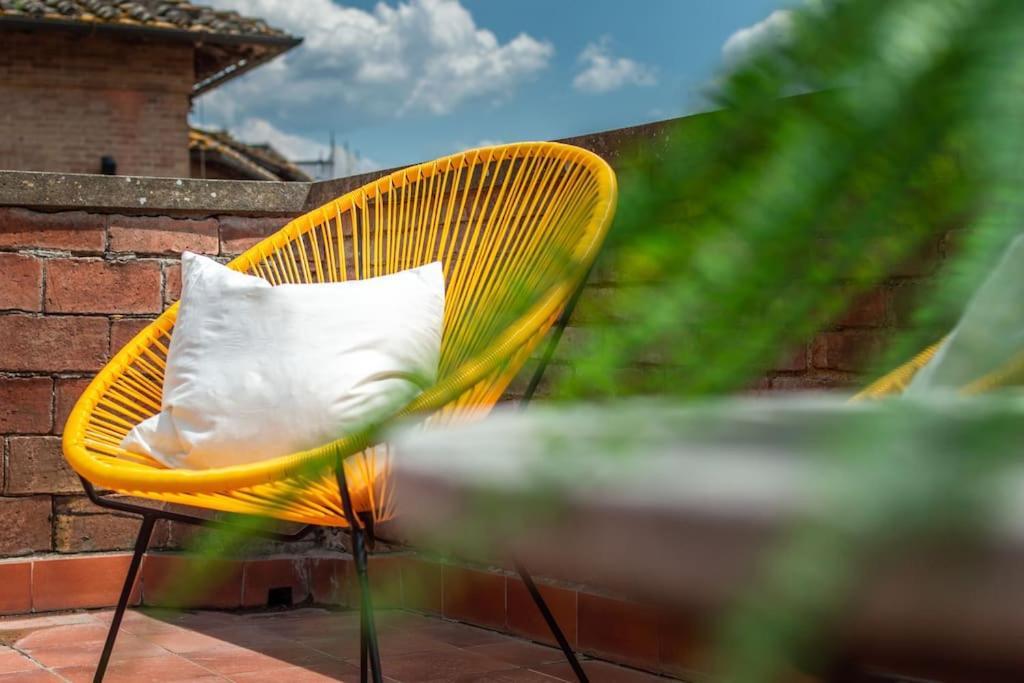 Apartament Mimosa- Loft Elegante Con Terrazza Nel Centro Di Siena Zewnętrze zdjęcie